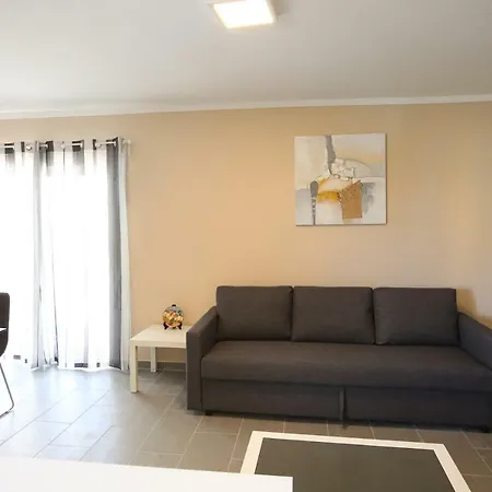 Apartamento Beco Do Sol T2 *