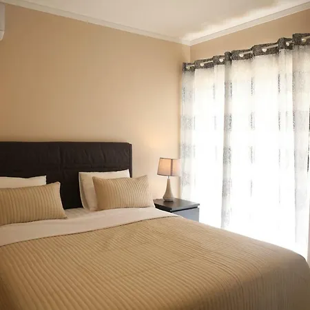 Apartamento Beco Do Sol T2 *
